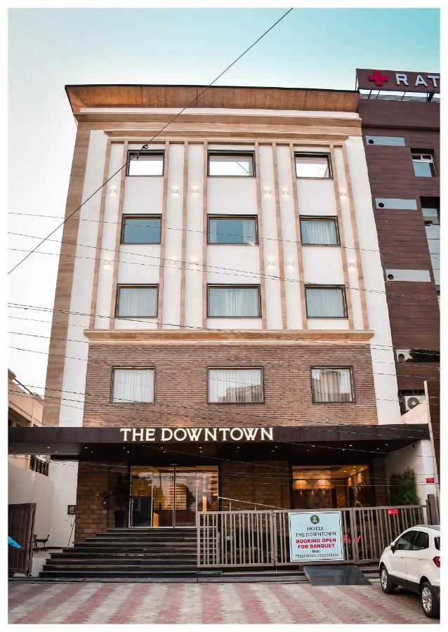 The Downtown Hotel Kanpur Exterior photo